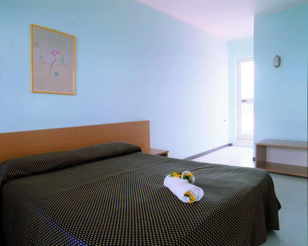 Villaggio Hotel Ripa Rodi Garganico Exterior photo